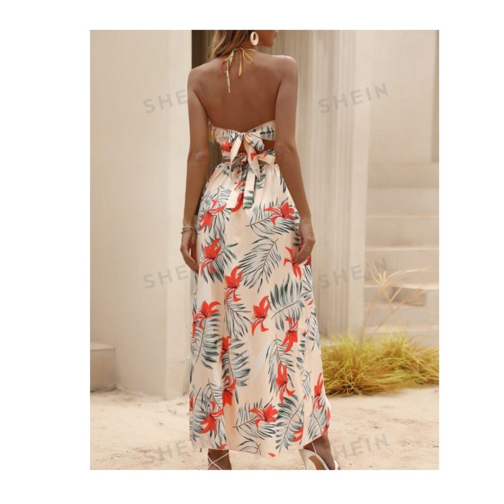 Halter Sundress with Side and Back Cut-Out and Front Slit EXTRA LARGE NIB - Picture 3 of 10